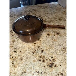 Vision Ware Corning Glass Sauce Pan Pot 1.5 L Amber Cookware USA Pyrex Lid